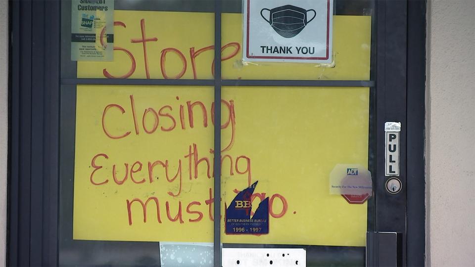 Island Grocery and Grill, a Caribbean restaurant and grocery store in east Charlotte, is closing its doors after two decades.