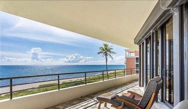 Patriots Owner Robert Kraft Buys Palm Beach Penthouse for $23.75 Million -  WSJ