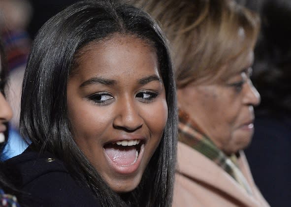 Sasha Obama and Joe Biden’s granddaughter apparently went on a Miami vacation together, and yes, we’re jealous