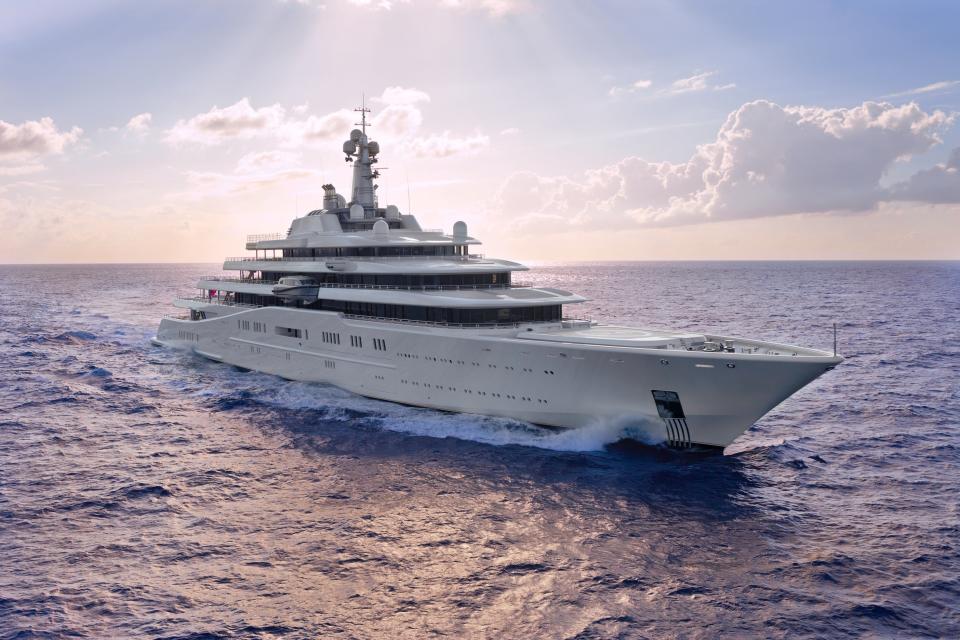 <p>GYG refits superyachts around the world</p> (marchantandgonta.com)