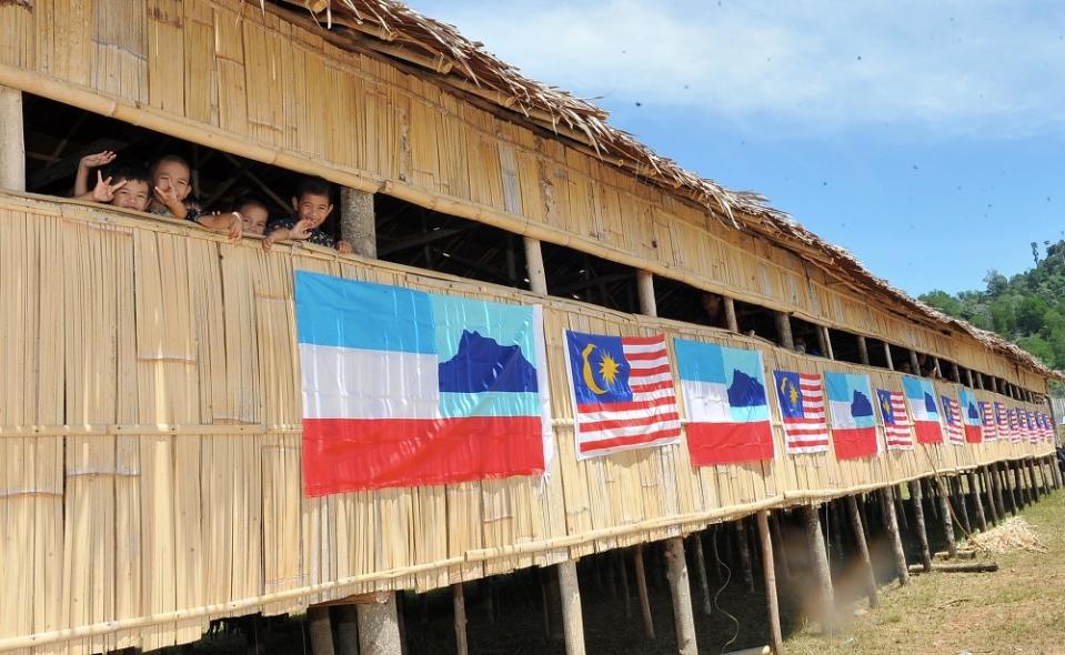 The alleged Sulu heirs claim that the Sulu sultanate had only given a ‘lease’ for Sabah in exchange for a purported rent of RM5,300 every year, but Malaysia insists that the Sulu sultanate had 144 years ago given away Sabah in return for the yearly payment. — Bernama file pic