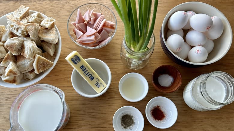 breakfast casserole ingredients