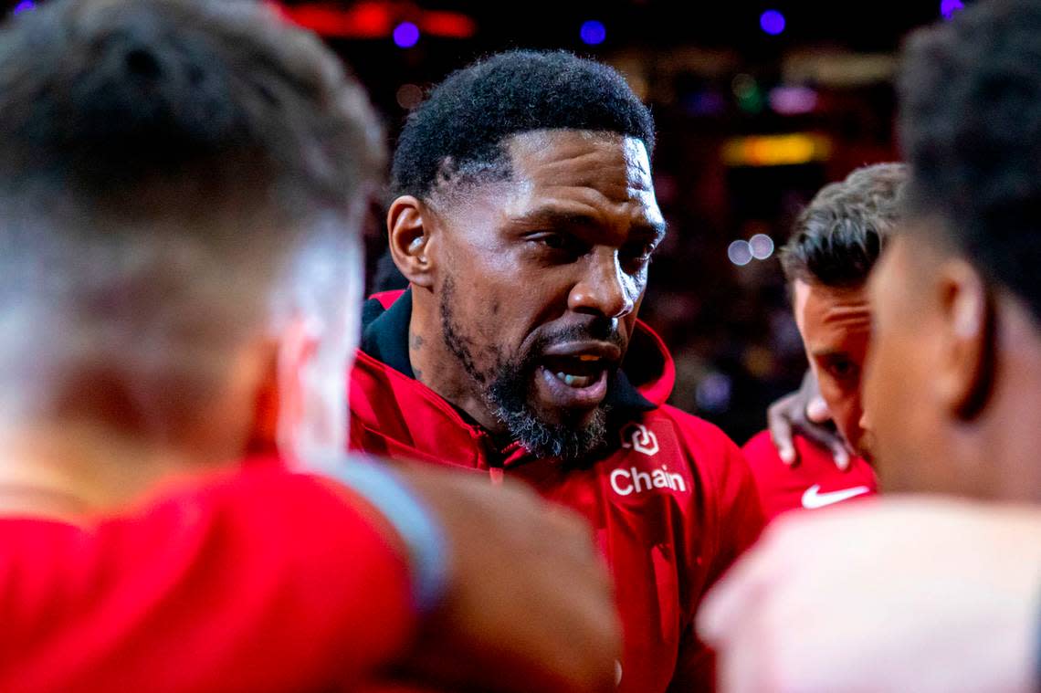 Miami Heat forward Udonis Haslem (40) speaks to his teammates before the first quarter of an NBA game against the Golden State Warriors at FTX Arena in Downtown Miami, Florida, on Tuesday, November 1, 2022.