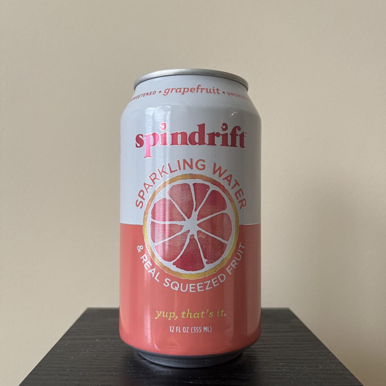 a can of spindrift grapefruit