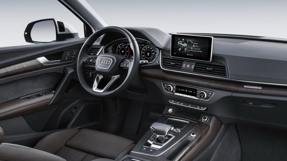 圖／2020 Audi Q5 45 TFSI quattro Premium Plus車艙結合四環直覺化科技Audi Virtual Cockpit標配全數位虛擬座艙，打造出高智慧的車室環境。 