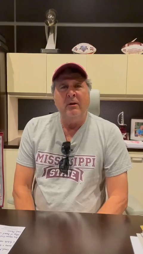 In a 2021 video tribute to the late John Marman, the athletic director at College of the Desert, Mike Leach recalls his time as an assistant coach at COD