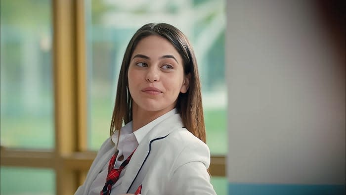 Hermanos: Elif se venga de Yasmin después de que la hermana de Sarp tratara de humillarla