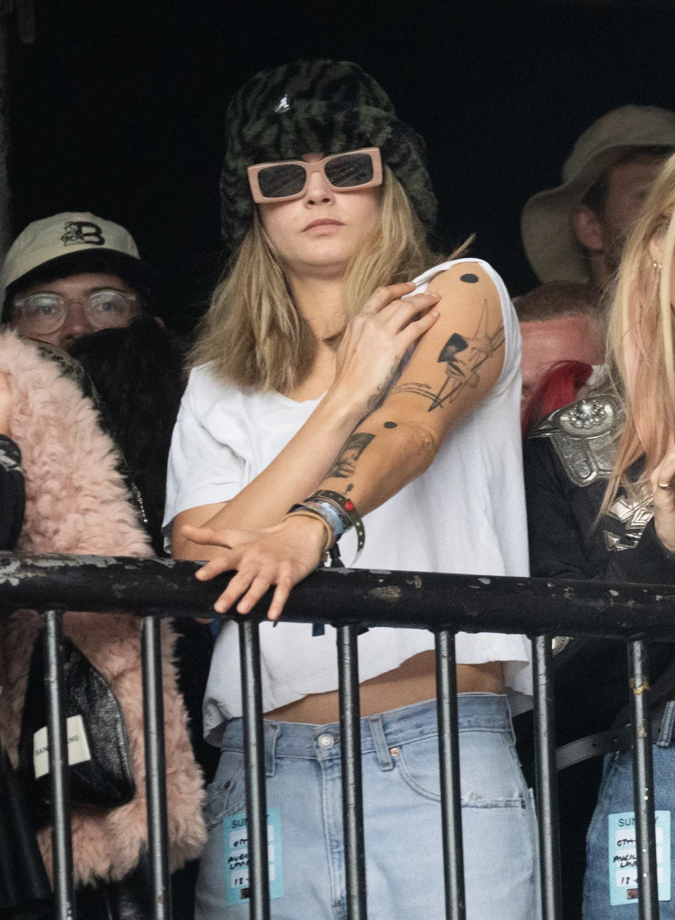 Cara Delevingne en el Glastonbury Festival 2024. (Photo by Samir Hussein/WireImage)