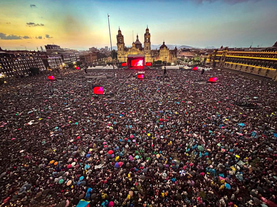 El Zócalo de Ciudad de México durante el concierto de Los Fabulosos Cadillacs, el 3 de junio de 2023. (Crédito: Cortesía Secretaría de Cultura de CDMX)