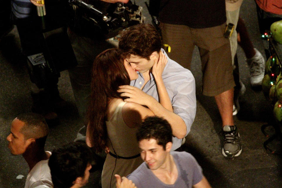 Breaking Dawn on Location 2010 Kristen Stewart Robert Pattinson