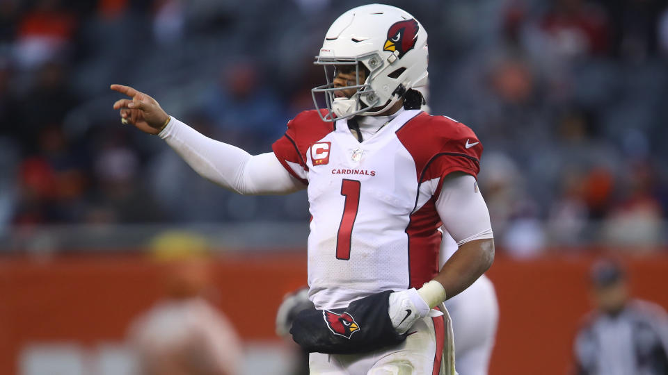 CHICAGO, IL - DECEMBER 05:Arizona Cardinals Quarterback Kyler Murray (1) points for a first down during a NFL game between the Arizona Cardinals and the Chicago Bears on December 5, 2021 at Soldier Field in Chicago, IL. (Photo by Melissa Tamez/Icon Sportswire via Getty Images)