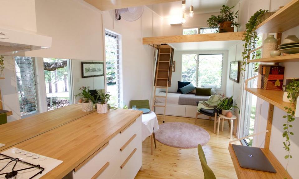 <p>Además, tanto las paredes como el techo tienen un gran aislamiento.<br>Foto: The Tiny House Company </p>