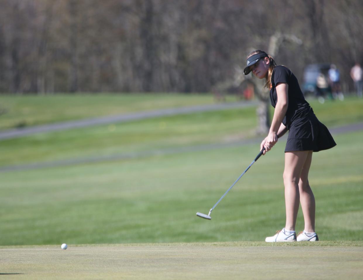 Marlboro golfer Alexa Trapani putts during a match versus Onteora held at Apple Greens Golf Course in Highland on April 23, 2024.