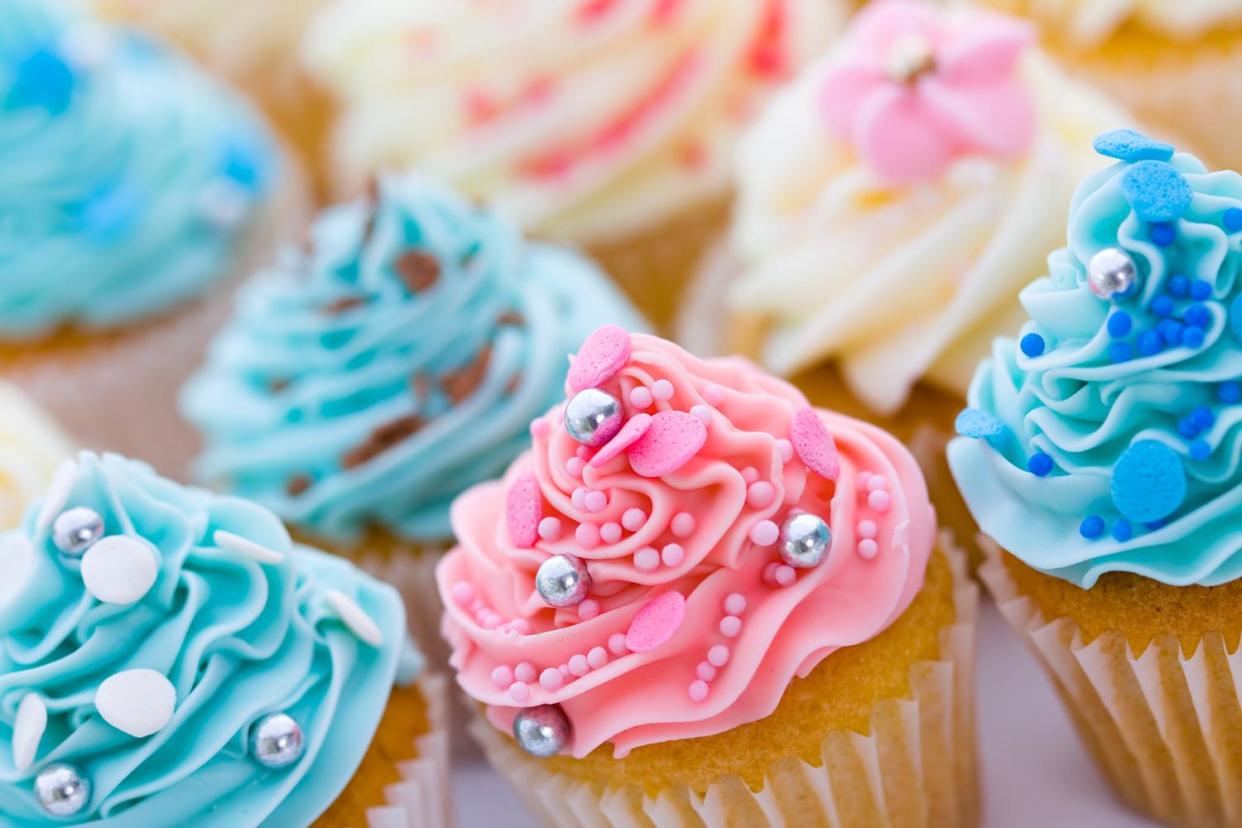 Calorie counting: Google Maps tracks calories burnt per cupcake, about 110 calories each: Shutterstock / Ruth Black