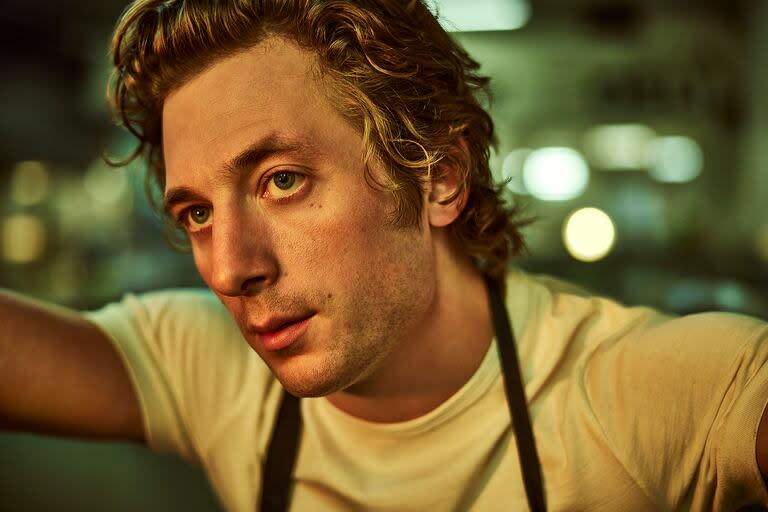 The Bear -- Pictured: Jeremy Allen White as Carmen 'Carmy' Berzatto. CR: Frank Ockenfels/FX