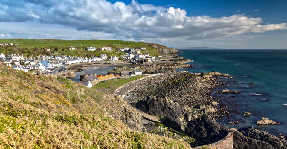 Portpatrick is a small Town on the Westcoast of Scotland and belongs to the Dumfries and Galloway Council Area