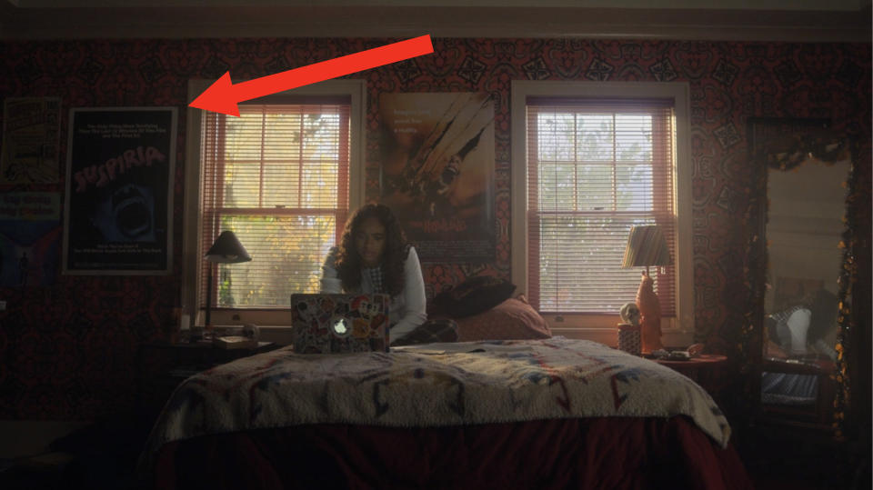 a suspiria poster in tabby's room in pretty little liars original sin