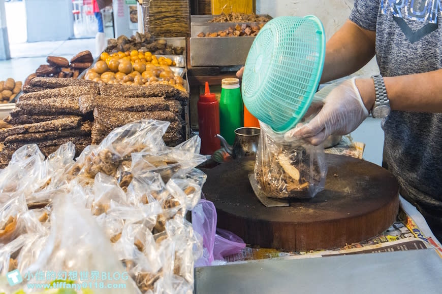 高雄鹽埕｜大溝頂阿囉哈滷味(杏) –總店