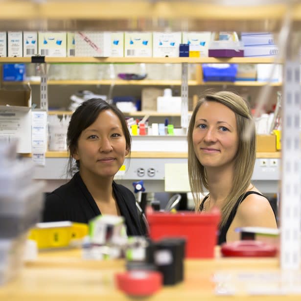 Kay Tye (left) and Gillian Matthews, both neuroscientists at MIT, have found a set of neurons that compel mice to seek out companionship. (Joshua Sarinana / <em>Quanta</em>)