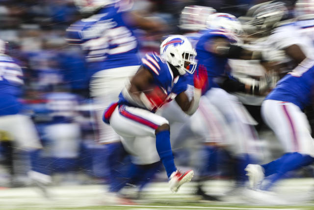 Bills beat Falcons, clinch playoffs with huge game from Devin Singletary