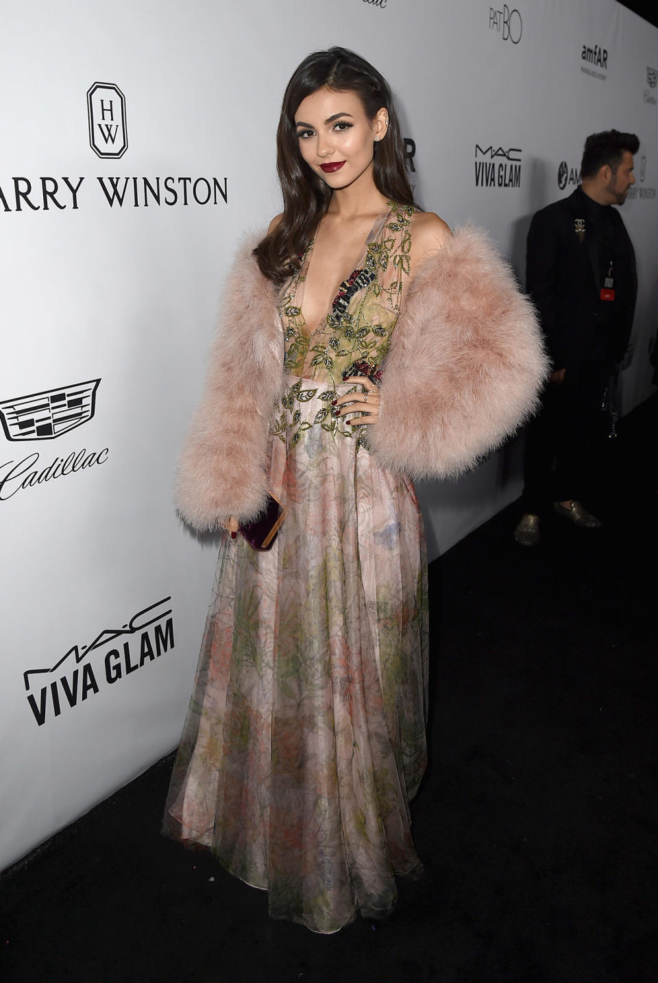 <h2>Victoria Justice in PatBO</h2> <h4>Getty Images</h4> <p> <strong>Related Articles</strong> <ul> <li><a rel="nofollow noopener" href="http://thezoereport.com/fashion/style-tips/box-of-style-ways-to-wear-cape-trend/?utm_source=yahoo&utm_medium=syndication" target="_blank" data-ylk="slk:The Key Styling Piece Your Wardrobe Needs;elm:context_link;itc:0;sec:content-canvas" class="link ">The Key Styling Piece Your Wardrobe Needs</a></li><li><a rel="nofollow noopener" href="http://thezoereport.com/entertainment/celebrities/kim-kardashian-car-burglary-break-in/?utm_source=yahoo&utm_medium=syndication" target="_blank" data-ylk="slk:Kim Kardashian West Was Reportedly The Victim Of A Burglary;elm:context_link;itc:0;sec:content-canvas" class="link ">Kim Kardashian West Was Reportedly The Victim Of A Burglary</a></li><li><a rel="nofollow noopener" href="http://thezoereport.com/entertainment/culture/kendall-jenner-with-blake-griffins-friends/?utm_source=yahoo&utm_medium=syndication" target="_blank" data-ylk="slk:Kendall Jenner Was The Cutest Cheerleader For Her New Beau Last Night;elm:context_link;itc:0;sec:content-canvas" class="link ">Kendall Jenner Was The Cutest Cheerleader For Her New Beau Last Night</a></li> </ul> </p>