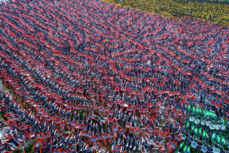 <p>A huge collection of abandoned and unused bikes in Shanghai, China.(Photo: <span>Mathias Guillin</span>/Caters News) </p>