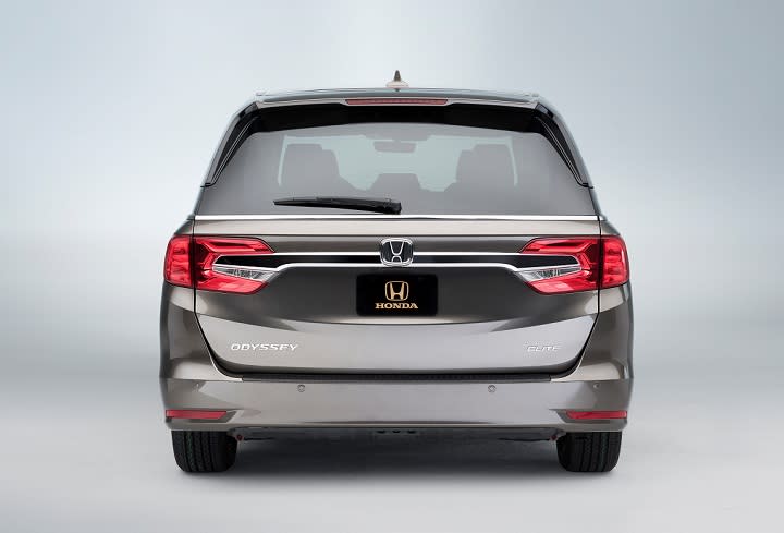 2018 Honda Odyssey rear photo