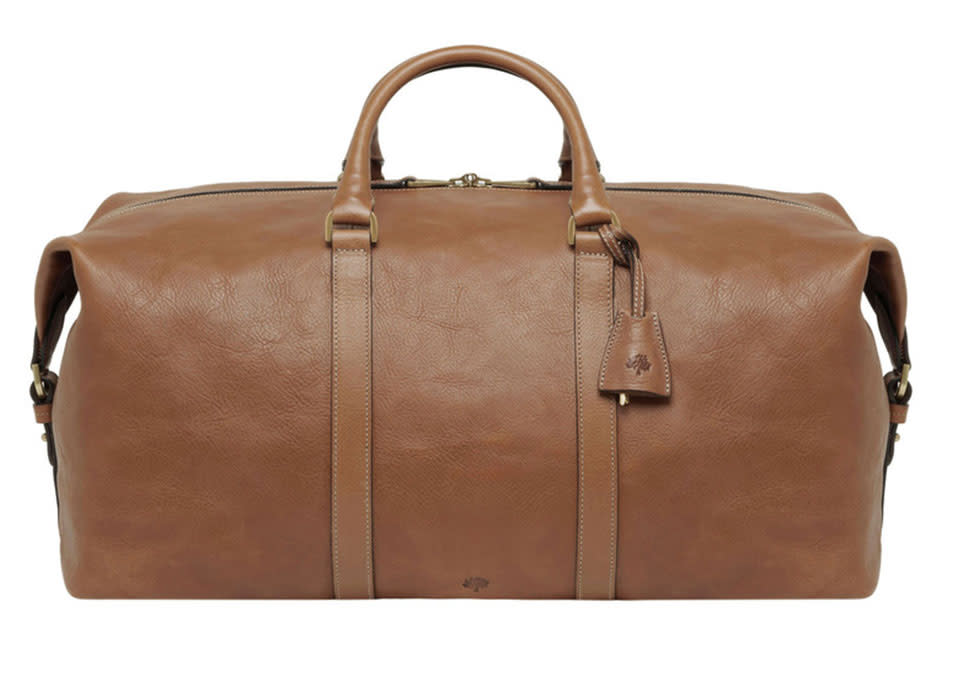 <p>Mulberry Clipper Oak Natural Leather Bag, $2,160, <a rel="nofollow noopener" href="http://www.mulberry.com/us/shop/travel/holdalls/clipper-oak-natural-leather" target="_blank" data-ylk="slk:mulberry.com;elm:context_link;itc:0;sec:content-canvas" class="link ">mulberry.com</a></p>