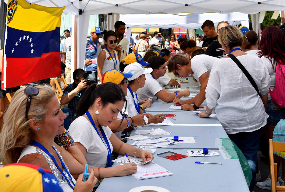 Venezuelans cast ballots in symbolic opposition vote