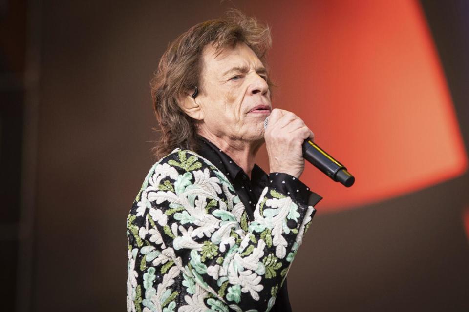 Mick Jagger performs live onstage in London on June 25, 2022.