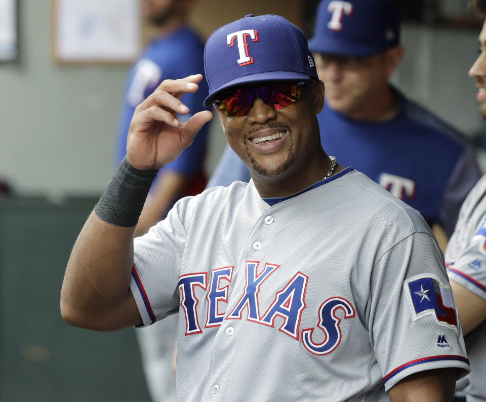 ARCHIVO - Adrián Beltré de los Rangers de Texas durante un juego contra los Marineros de Seattle, el 30 de septiembre de 2018. (AP Foto/Ted S. Warren)