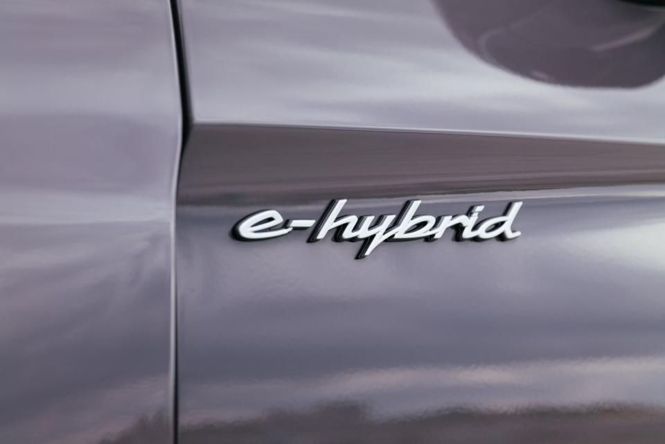 2024 porsche panamera 4 ehybrid