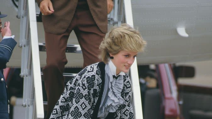 diana and harry at heathrow