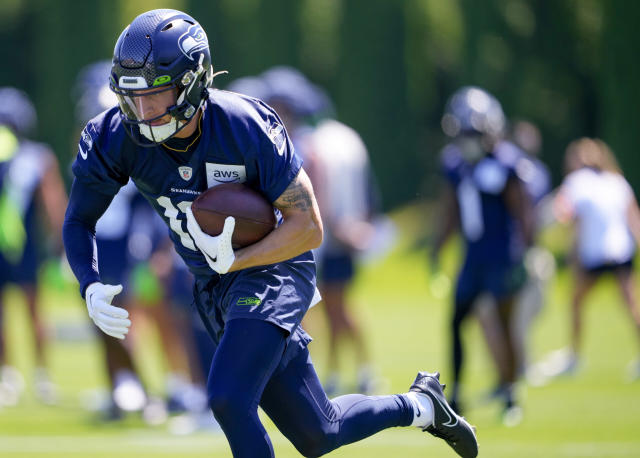 Seahawks 2023 practice squad tracker: Cody Thompson is back