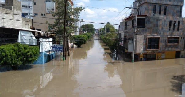 Señalan boleros falta de apoyo ante inundaciones en Tula