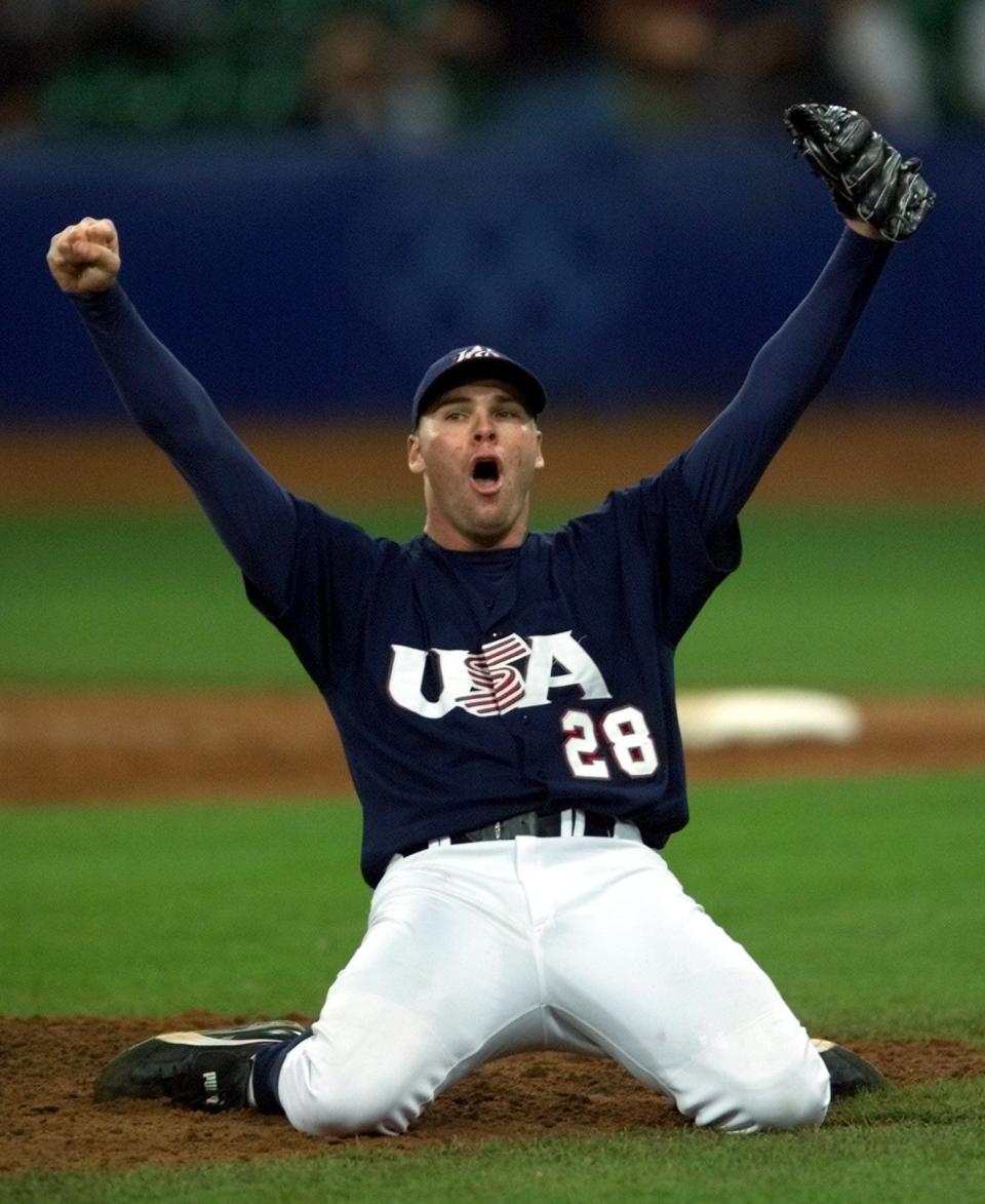 Ben Sheets celebrates the United States' 4-0 win over Cuba in the gold-medal game of the 2000 Olympics.