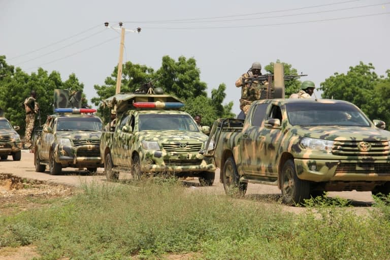 Patrouille de soldats nigérians le 12 octobre 2019, après des attaques meurtrières dans le nord-ouest du Nigeria (PHOTO D'ILLUSTRATION) - - © 2019 AFP