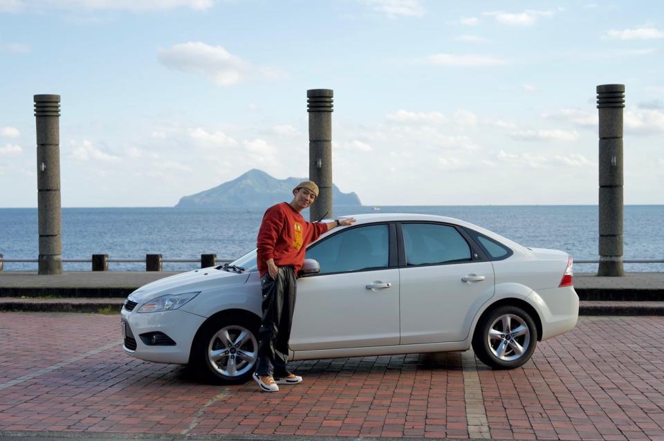 【明星聊愛車】卞慶華Ford Focus一開11年 好開好操控、加速轉彎穩定度高、安全防護配備讓人超安心！  