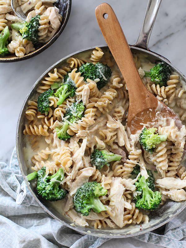 Cheesy Chicken and Broccoli Whole Wheat Pasta