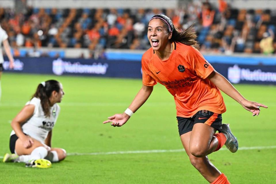 American Falls High grad Maria Sanchez signed reportedly the richest contract in NWSL history earlier this week to remain with the Houston Dash.