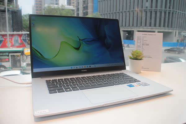 HUAWEI MateBook D15。（圖：柯宗鑫攝）