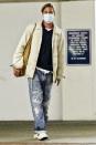 <p>Brad Pitt almost goes unnoticed on Wednesday while leaving an office in Los Angeles.</p>