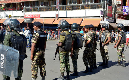 Madagascar riot police prepare to disperse opposition demonstrators protesting against new electoral laws in Antananarivo, Madagascar April 21, 2018. REUTERS/Clarel Faniry Rasoanaivo