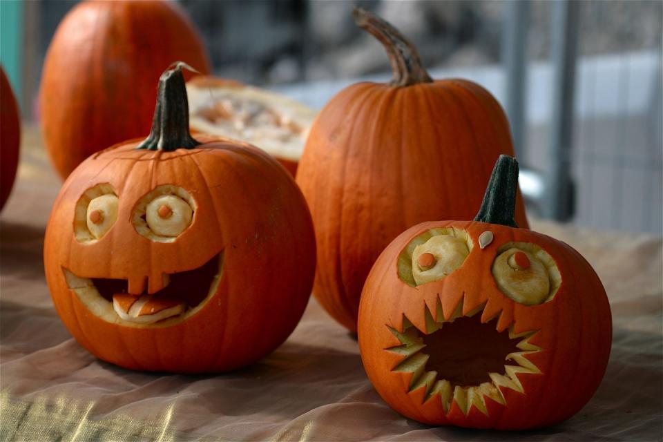 10) Googly Eye Pumpkin