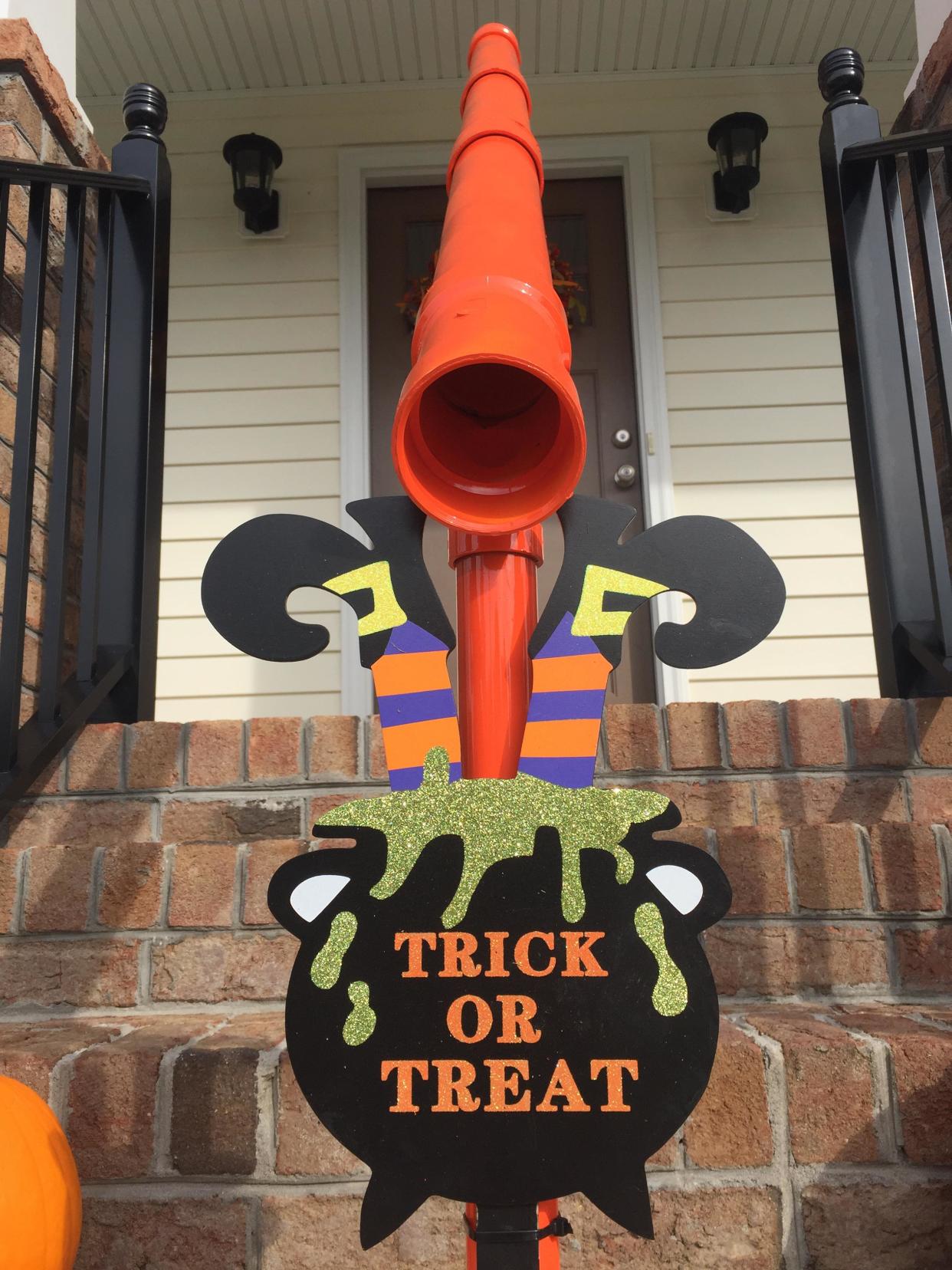 Chris Minor created this candy slide to help provide a safe trick-or-treating experience. (Photo: Chris Minor)