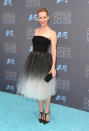 <p>The actress channeled her girly side in this Monique Lhuiller dress.</p>