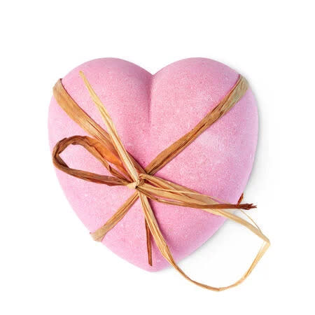 Valentine Bombshell Bath Bomb. Image via Lush.