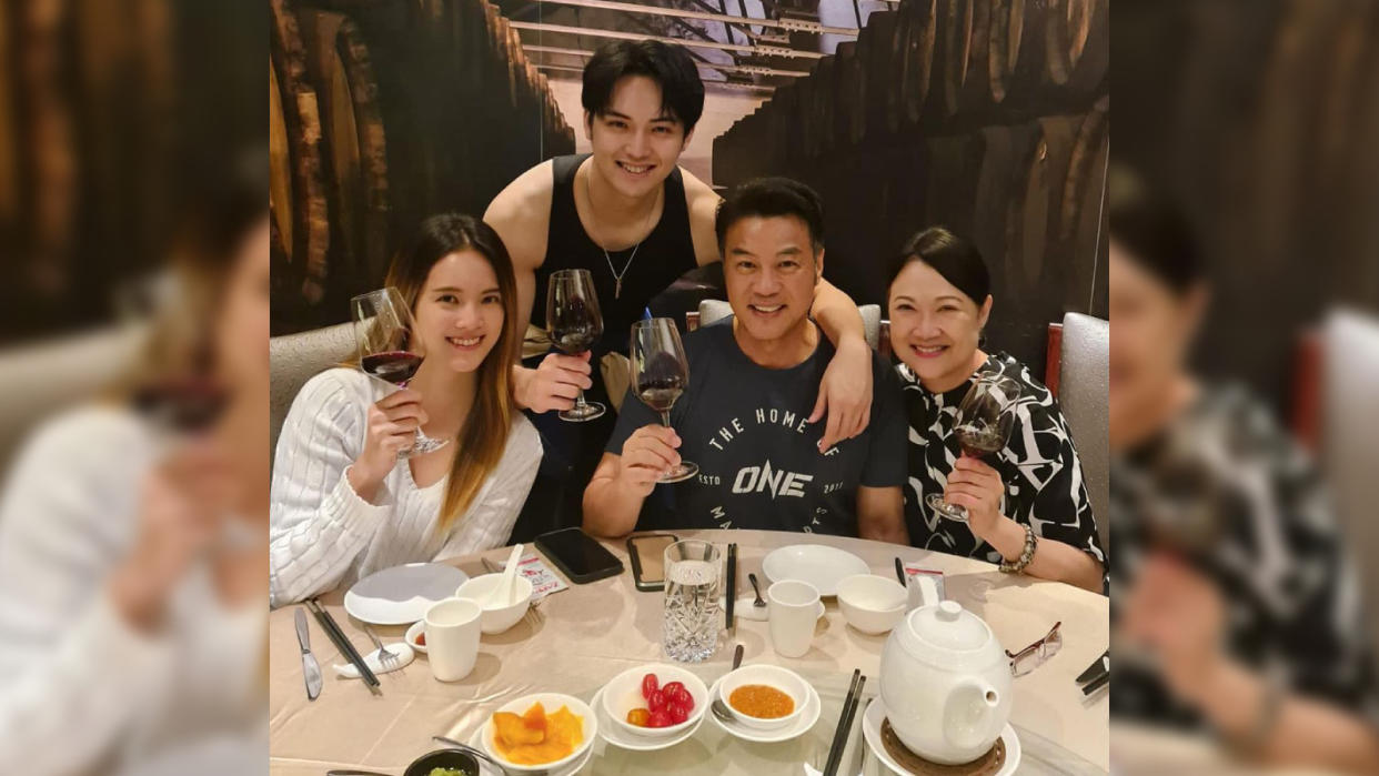 Hong Huifang (far right) and Zheng Geping (second from right) share some tips on being married for 30 years, and seeing their kids Calvert Tay and Tay Ying growing up. (Photo: Instagram/zhenggeping)