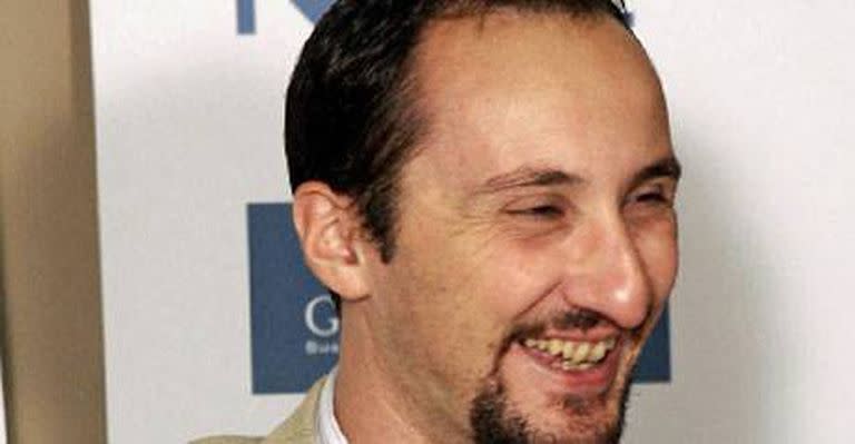 Topalov sonríe; el flamante campeón mundial embolsó un premio de 300.000 dólares