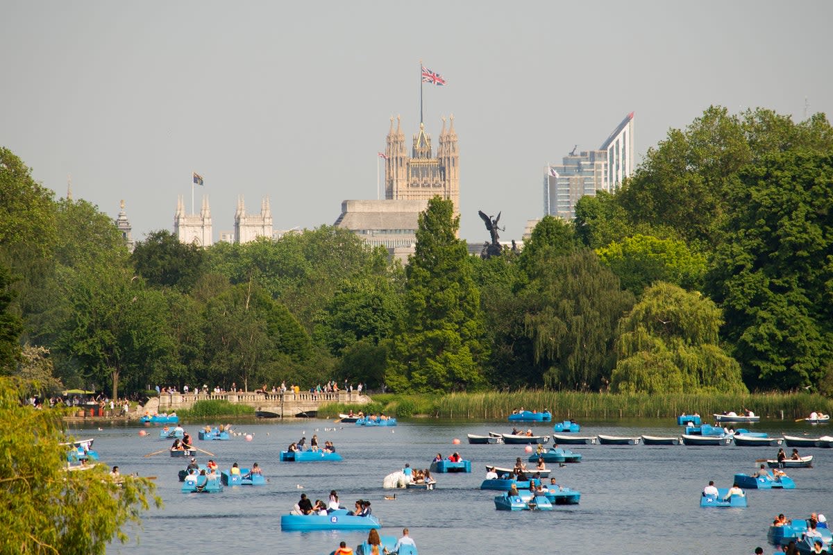 Make the most of Hyde Park ahead of the summer crowds (Getty Images/iStockphoto)